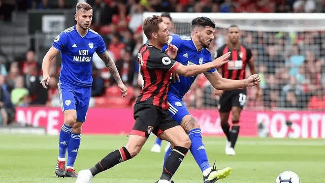 包含英超窗口期再迎强敌，阿斯顿维拉遗憾出局，主帅态度——质疑声仍在，年轻球员得到机会的词条